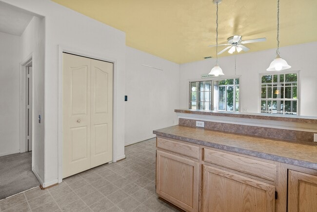 Building Photo - 5509 Bulls Bay Dr