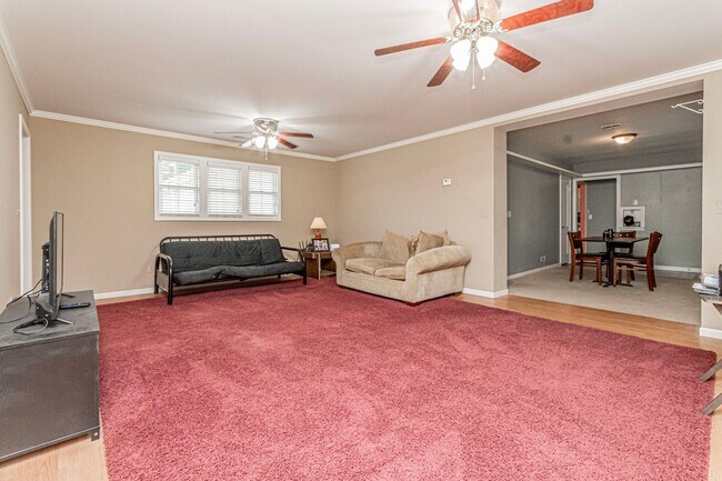 Building Photo - 1113 NW 3rd St