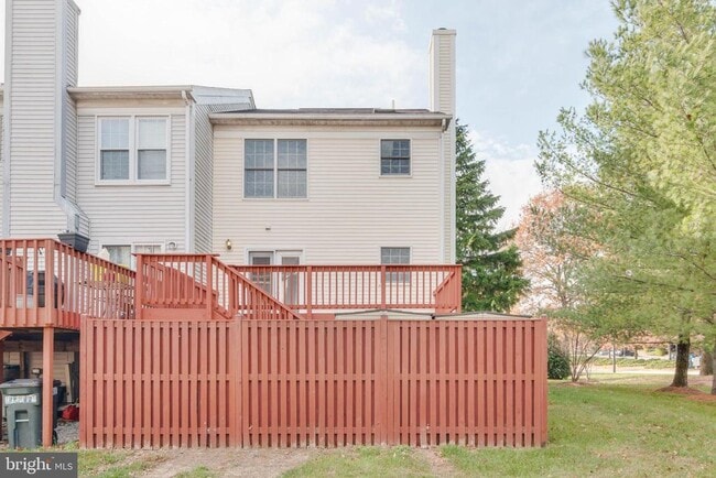 Building Photo - 201 St Michaels Cir