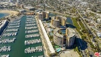 Building Photo - 4337 Marina City Dr