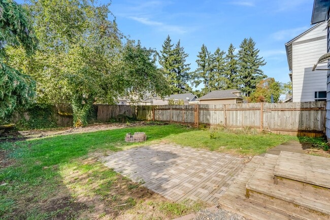 Building Photo - Beautiful 4 Bed, 2 Bath Rental Home in SE ...