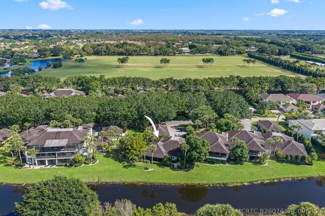 Building Photo - 2835 Polo Island Dr