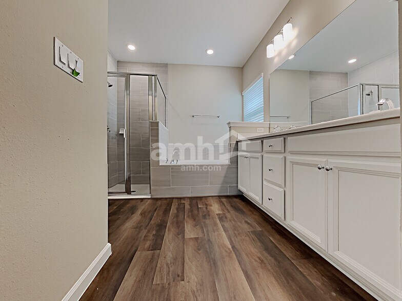 Building Photo - 81 Hemlock Point