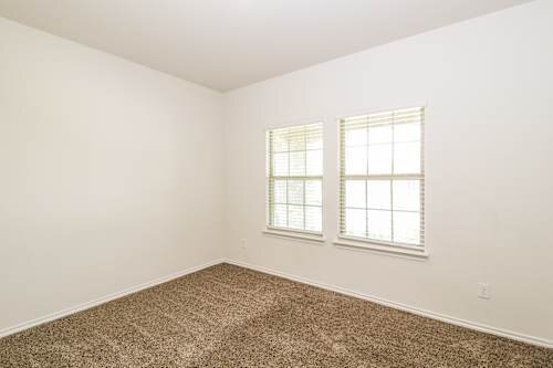 Building Photo - 3033 Glazner Dr