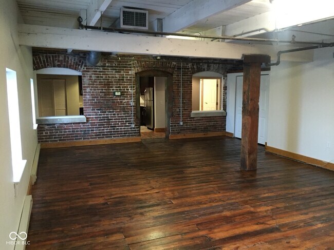 Building Photo - 501 Madison Ave