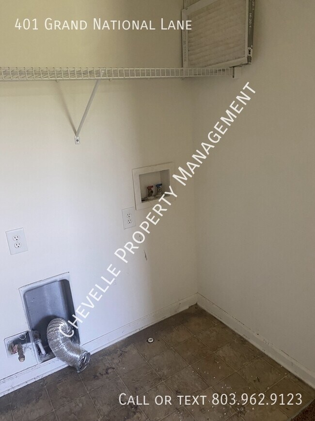 Building Photo - 401 Grand National Ln