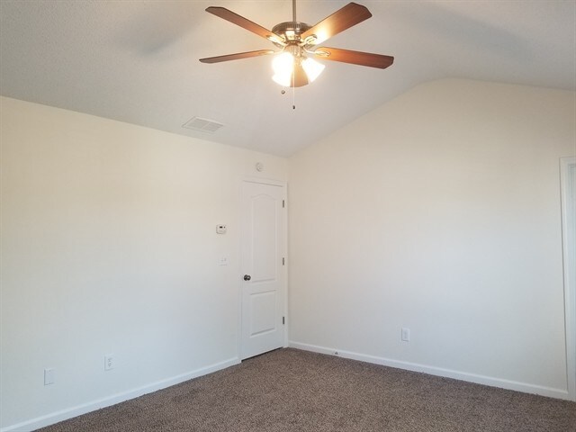 Building Photo - 119 Mount Comet Ct