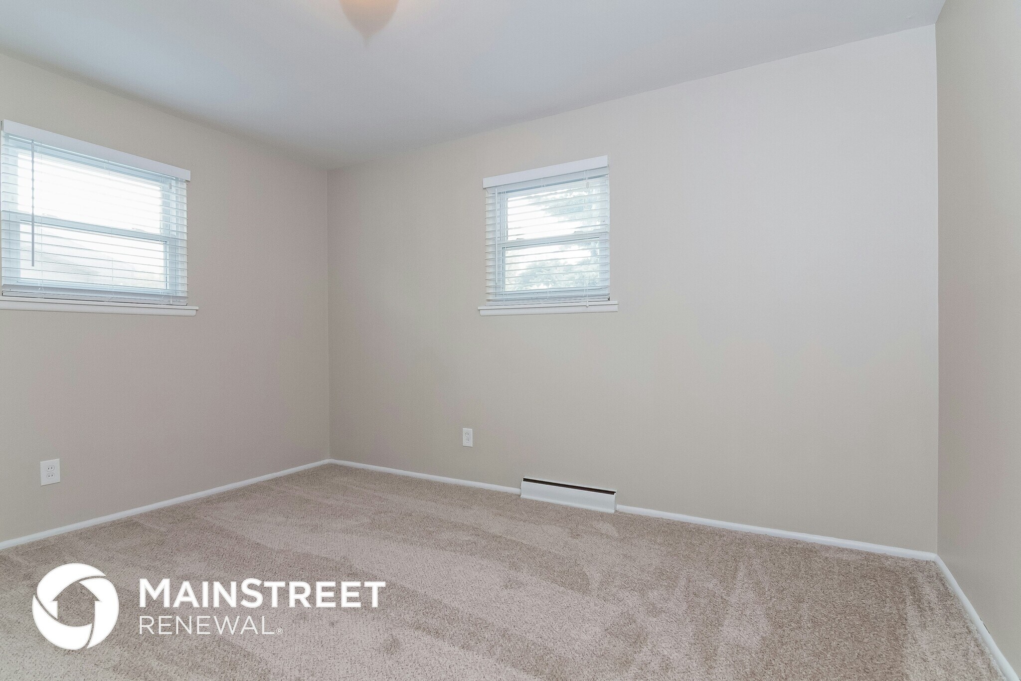 Building Photo - 702 Lynn Haven Ln