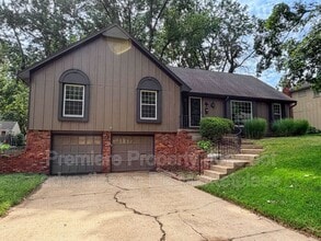 Building Photo - 10727 W 101st Terrace