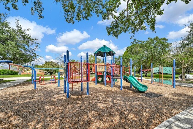 Building Photo - 4471 SW 138th Ct