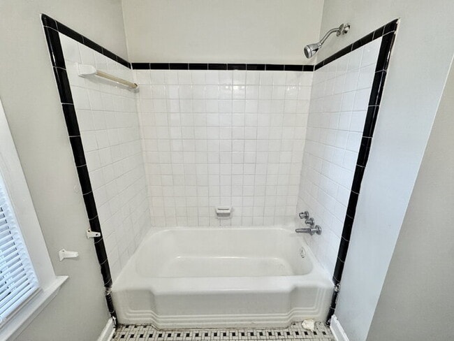 Building Photo - 3594 W Sutton Dr