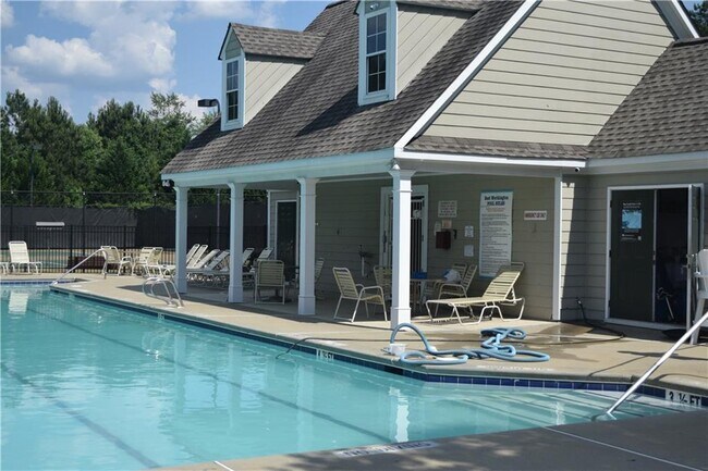 Building Photo - 1442 Glenover Cir