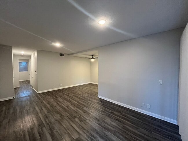 Interior Photo - 1527 Veteran Ave