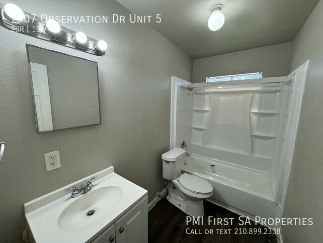 Building Photo - 2907 Observation Dr