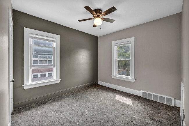 Building Photo - 12730 Barrington Ave