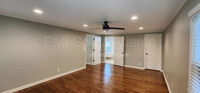 Building Photo - 40 Pheasant Dr SE