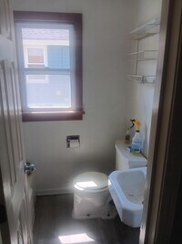 Building Photo - 719 Delmar Ave