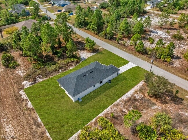 Building Photo - 1037 Citrus Ave S