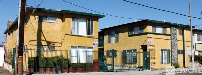 Building Photo - 1935 Obama Blvd