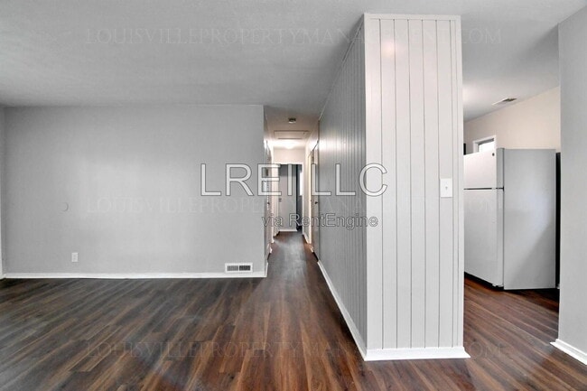 Building Photo - 9909 Plaudit Way
