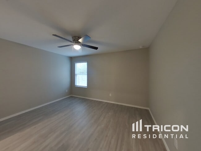 Building Photo - 9603 Littleton Grist