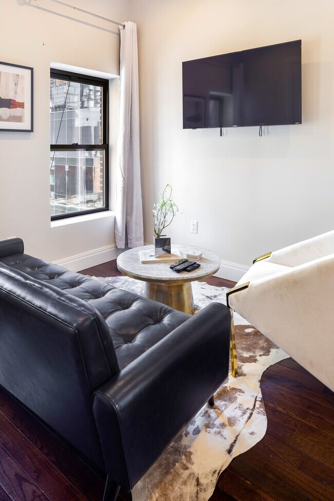 Building Photo - 30 NY-25