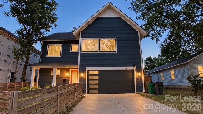 Building Photo - 1241 Pegram St