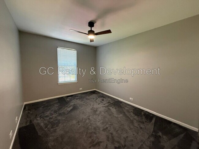 Building Photo - 1695 Pebble Beach Cir