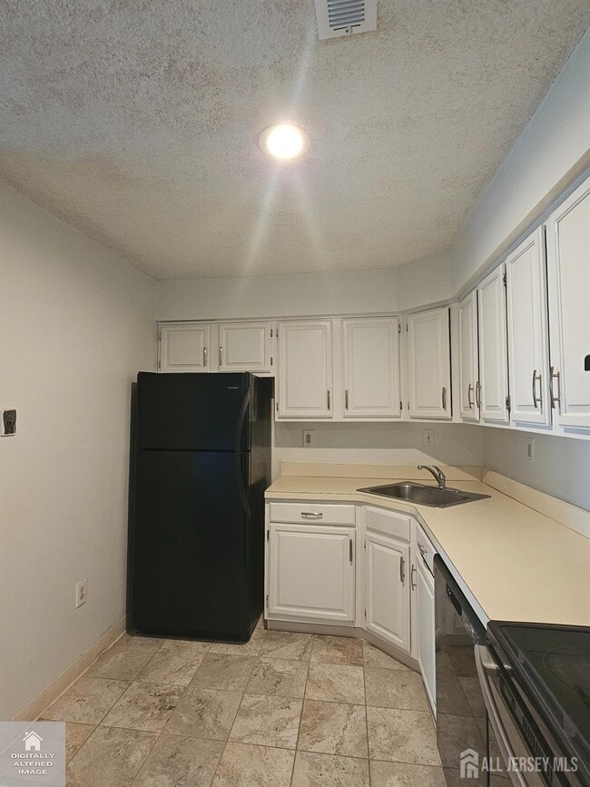 Building Photo - 2307 Aspen Dr