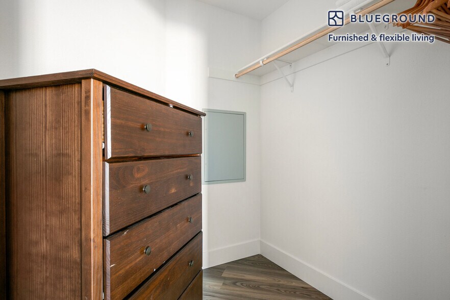 Building Photo - 85 Cleaveland Rd