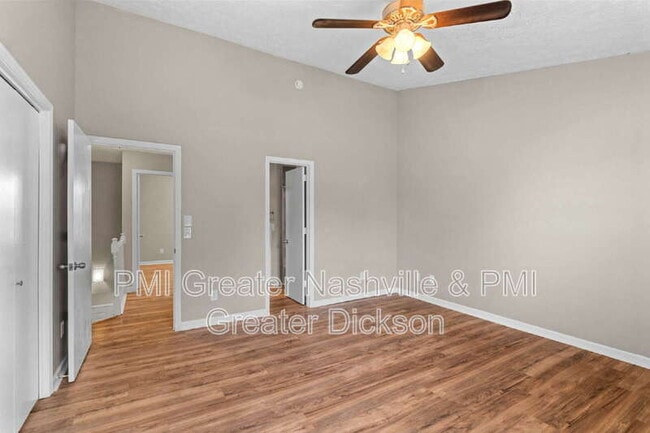 Building Photo - 113 Lakebrink Dr