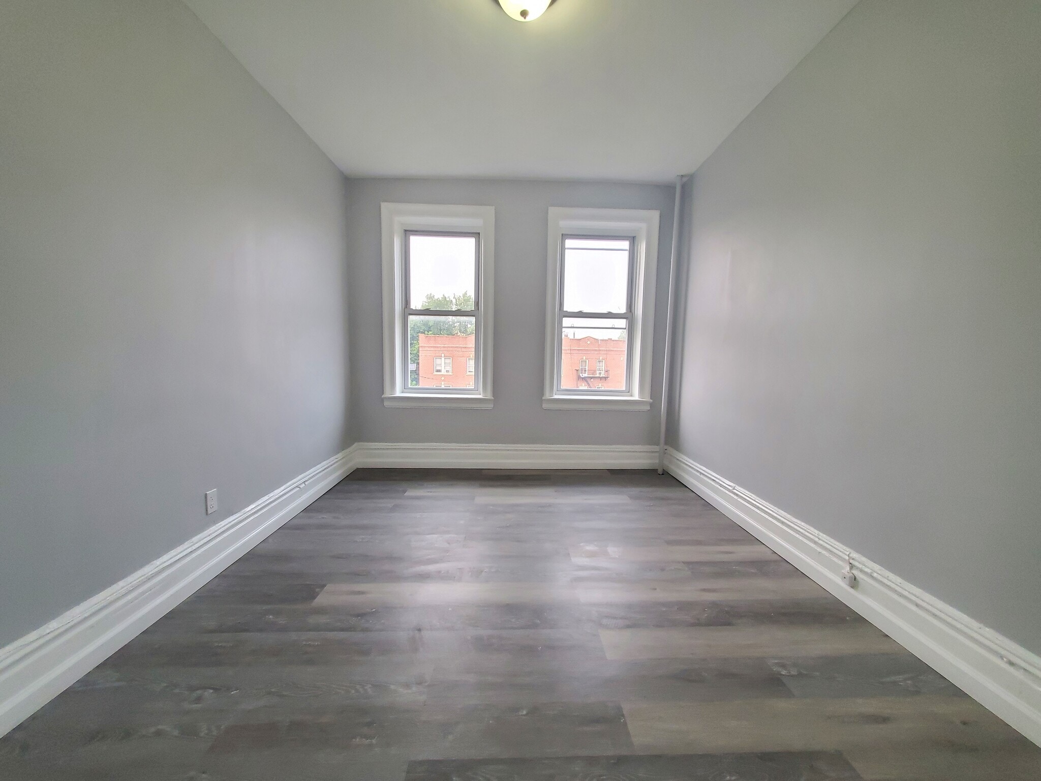 122 Wade St 12 - 126 Wade St