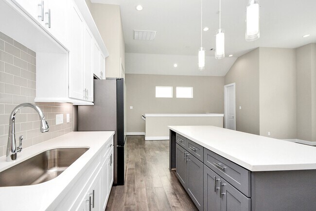 Building Photo - 5507 Beall St