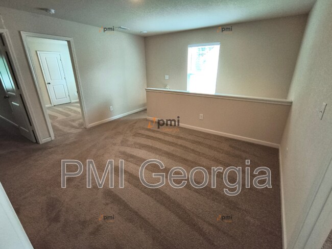 Building Photo - 709 Plow Pt