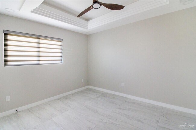 Building Photo - 19 Corales St