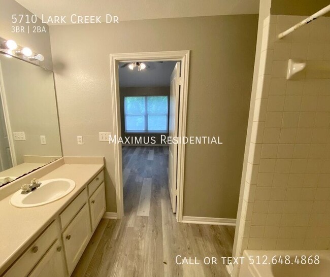 Building Photo - 5710 Lark Creek Dr