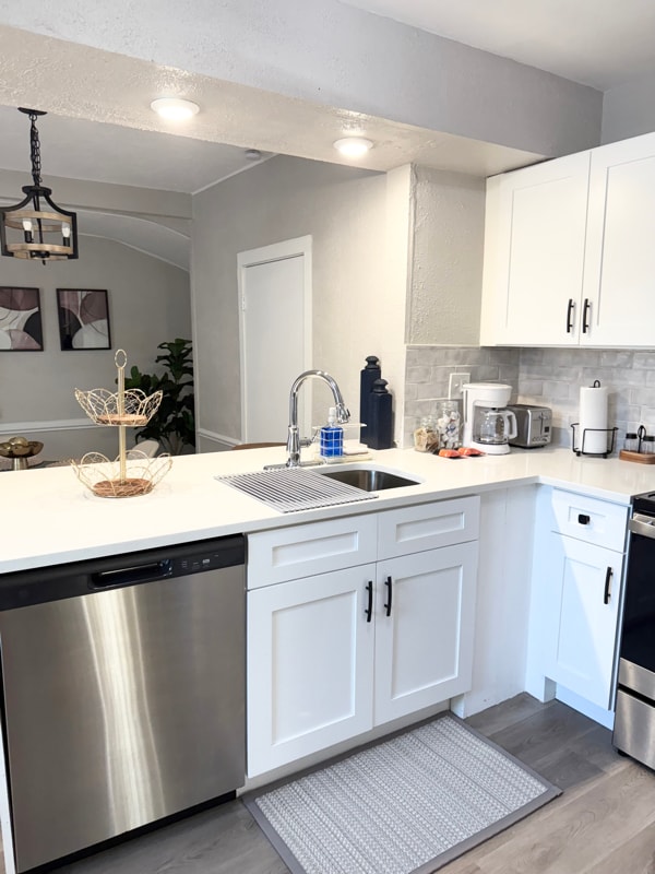 Building Photo - 2743 34th Ave N