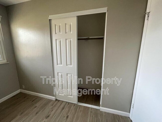 Building Photo - 11923 San Andres Dr