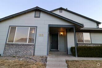 Building Photo - 3 br, 2 bath 4plex - 103 Palmer Court A