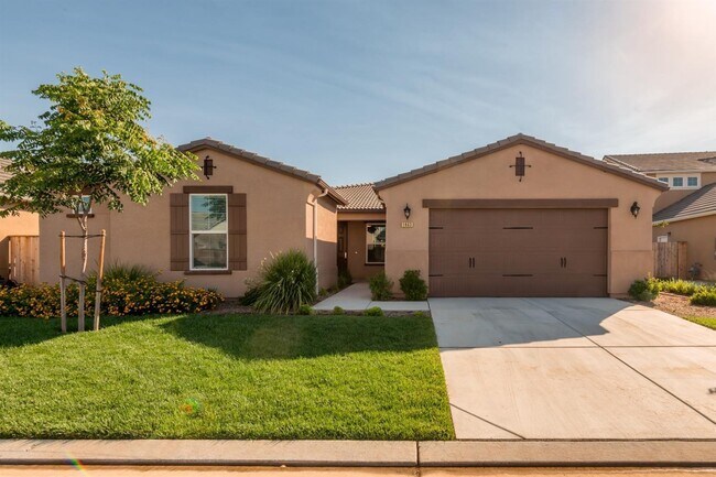 Primary Photo - Gated Harlan Ranch Home for Lease