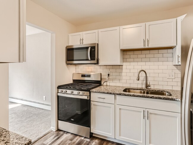 Primary Photo - 7236 72nd Ln N
