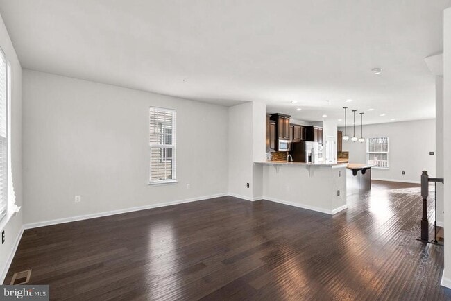 Building Photo - 9542 Watts Rd