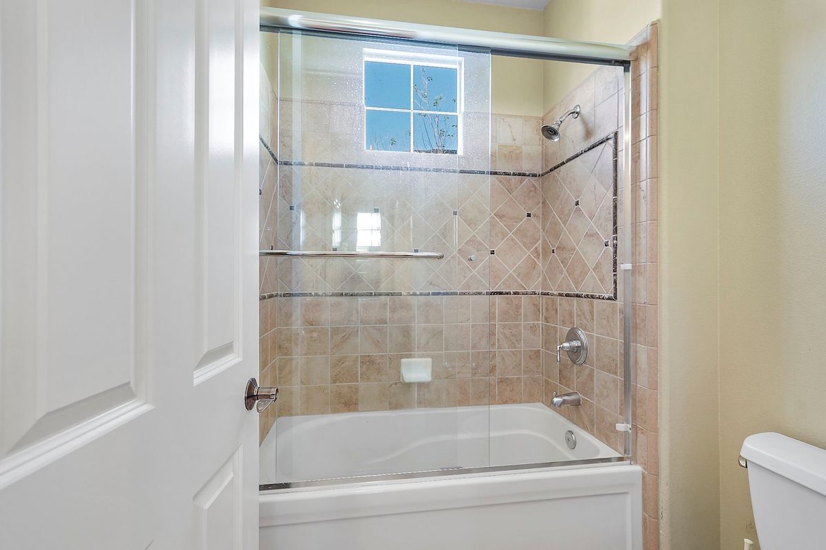 Building Photo - 3904 Eagle Flight Dr