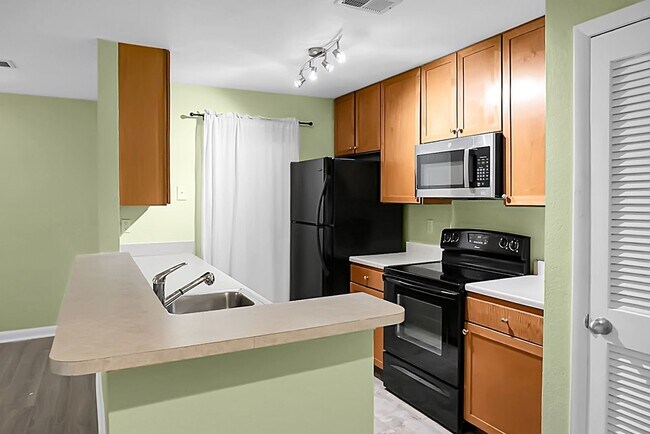 Building Photo - 278 Alexandra Dr