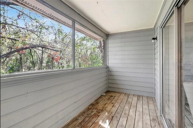 Building Photo - 1400 Gandy Blvd N