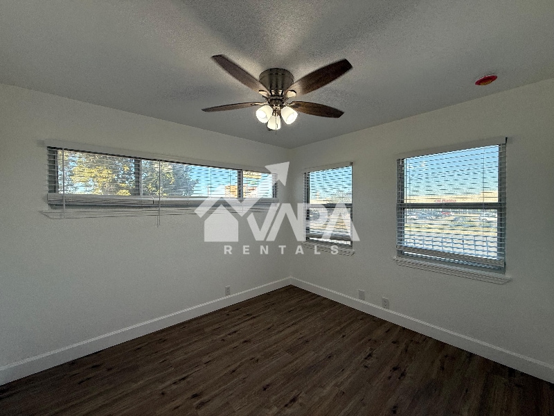 Building Photo - 154 Frances Jean Dr