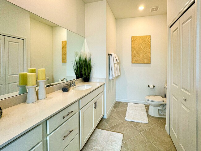 Building Photo - 5433 Double Eagle Cir