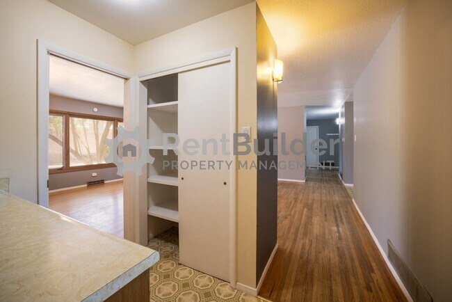 Building Photo - CALL US TODAY AT (505) 808-6467 TO SCHEDUL...