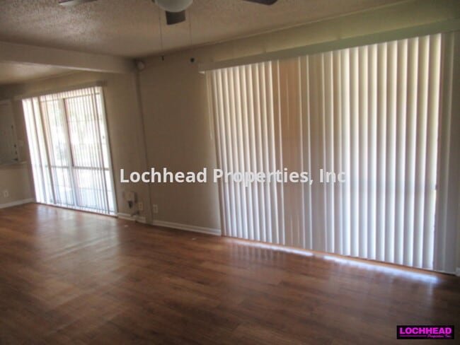 Building Photo - Must See!!!! Beautiful Home in Garland!!!!
