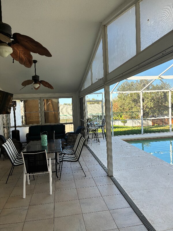 Building Photo - 867 Park Valley Cir